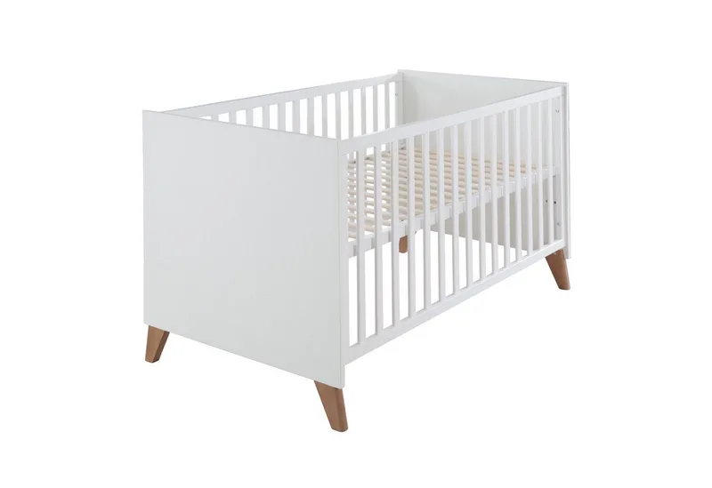Babybett Ole 70 x 140 cm aus Holz - Weiß lackiert - Füße aus Massivholz, 3-fach Höhenverstellbar, 3 Schlupfsprossen, umbaubares Gitterbett fra roba – produktbillede