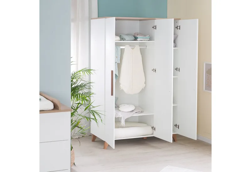 Babyzimmer-Komplettset Lennie - Kinderzimmer Set - Küsten Eiche - aus Holz, (3er Set), moderne Scandi Optik - Griffe & Füße aus stabilem Massivholz från roba i Vit – produktbild 4 av 4