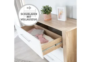 Babyzimmer-Komplettset Malo 3-teilig, (Set, Kinderbett 70 x 140 cm, Wickelkommode, Kleiderschrank), aus Holz mit Metallgriffen von roba in Weiß – Produktfoto 3 von 5