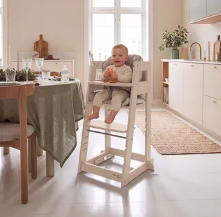 Hochstuhl & Lernturm "2 in 1 Sit & Step" - Aus Holz - Montessori, mit Kippschutz by roba in White – product photo 3 of 5