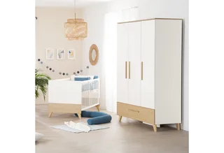 Kleiderschrank Theo - moderner Kleiderschrank aus Holz mit 3 Türen und 1 Schublade Griffe & Füße aus Massivholz - Soft-Close Türen - Ulme från roba i Vit – produktbild 2 av 5