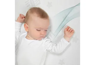 Laufgitter-Matratze safe asleep®, roba®, 4 cm hoch, für 6-eckige Laufgitter by roba in White – product photo 4 of 5