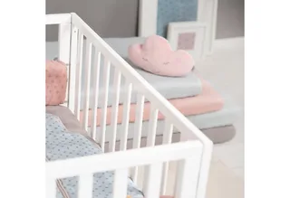 Spannbettlaken Lil Planet, 100% Baumwolle, Spannbettlaken für Wiegenmatratzen von roba in Rosa – Produktfoto 4 von 5