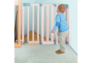 Treppenschutzgitter Safety Up, Schutzgitter mit Ampelfunktion, Buche massiv fra roba i Beige – produktbillede 3 af 4