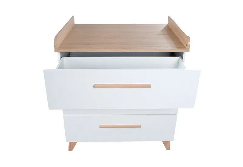 Wickelkommode Leon - aus Holz - in mit Dekor Othello Eiche - 3 Schubladen, mit Vollauszug - Füße & Griffe aus Massivholz by roba in White – product photo 4 of 4