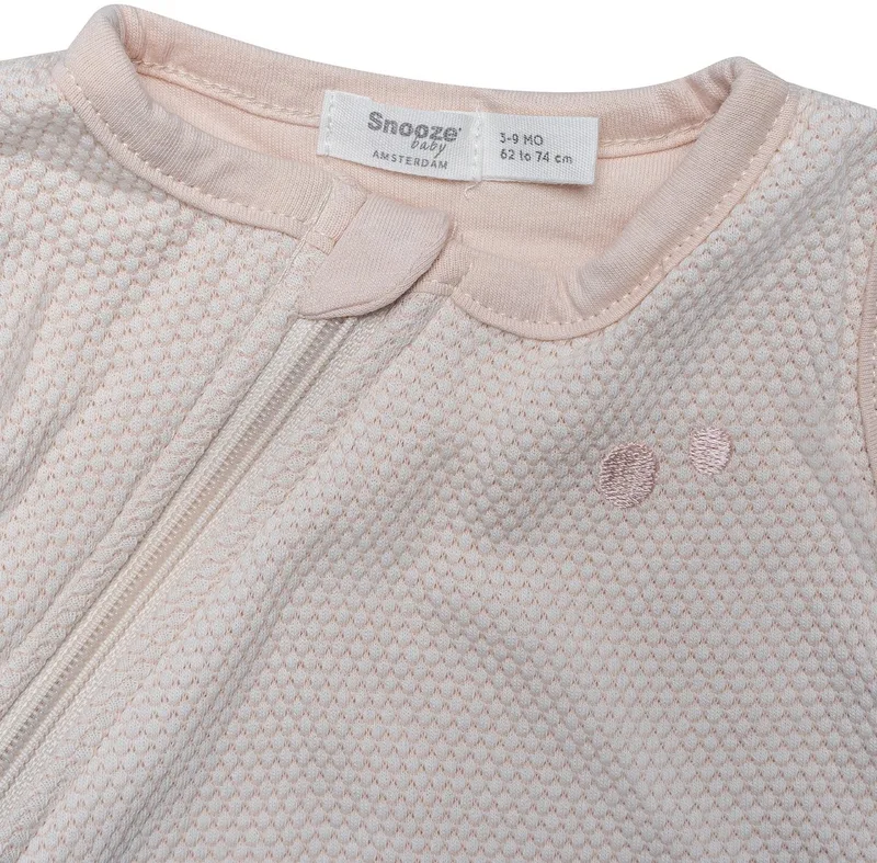 Baby Slaapzak 0-6 mnd - Lente- & Zomerslaapzak biologisch katoen - TOG 1.0 Peach Blush - Roze van Snoozebaby in Roze – Peach Blush – productfoto