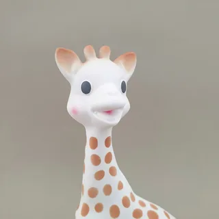 Bijtspeeltje - Bijtspeelgoed - Baby speelgoed - Kraamcadeau - Babyshower cadeau - In geschenkdoosje - 100% natuurlijk rubber - Vanaf 0 maanden - 17 cm - Beige/Bruin van Sophie de Giraf in Wit – productfoto 4 van 6