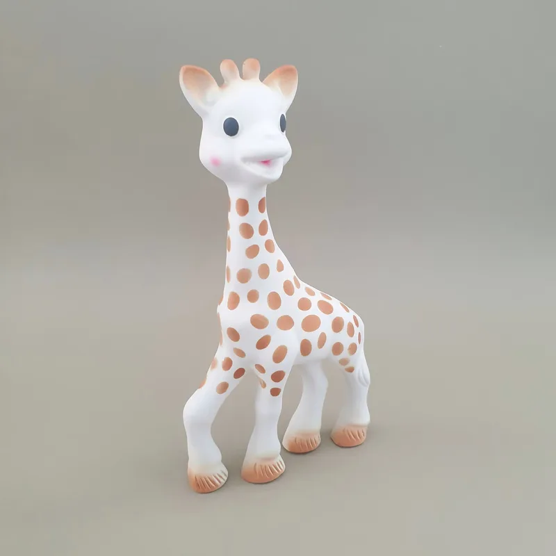 Bijtspeeltje - Bijtspeelgoed - Baby speelgoed - Kraamcadeau - Babyshower cadeau - In geschenkdoosje - 100% natuurlijk rubber - Vanaf 0 maanden - 17 cm - Beige/Bruin van Sophie de Giraf in Wit – productfoto 6 van 6