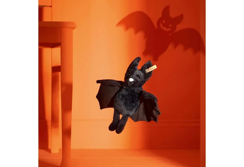 Kuscheltier Fledermaus Boris 18 cm zu Halloween van Steiff in Zwart – productfoto 3 van 3