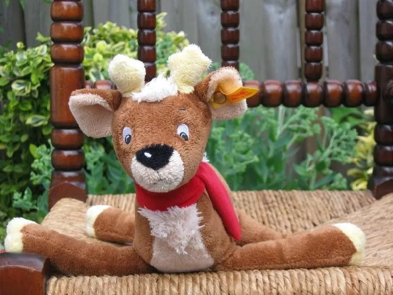 pluche knuffel - Olaf rendier van Steiff in Bruin – productfoto