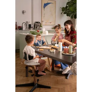 Nomi Hochstuhl Walnuss de Stokke en Marron, Noir, 59 × 52 × 83,5 mm – photo produit 3 sur 3