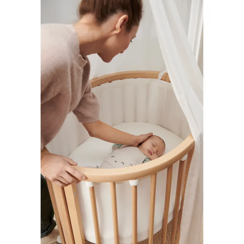 Sleepi™ Babybett Sleepi Mini by Stokke in Natural, 82 × 67 × 87 mm – product photo 2 of 3