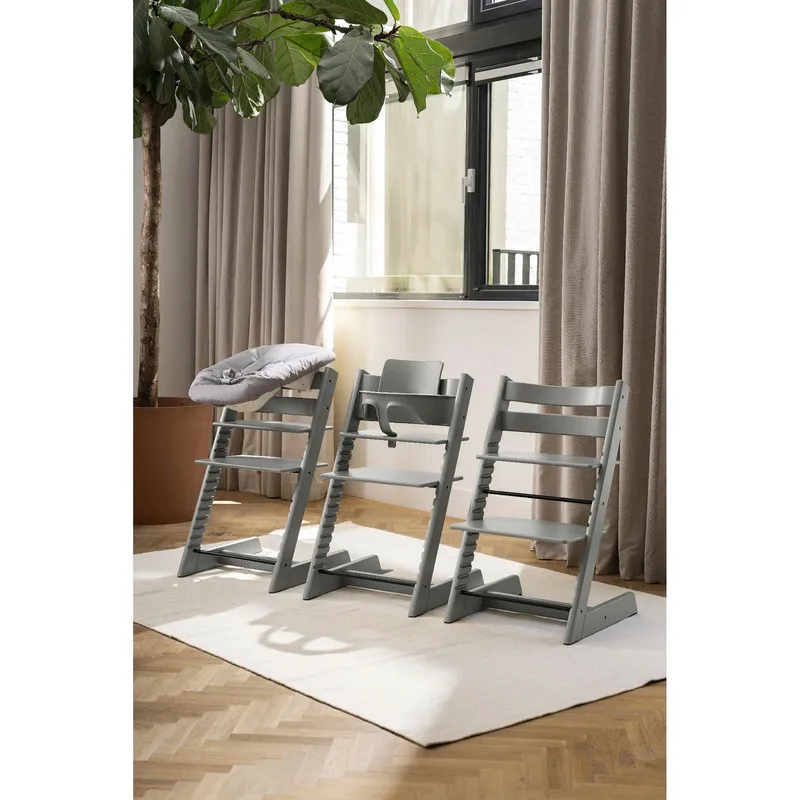 Tripp Trapp® Bundle Treppenhochstuhl inklusive Newbornset Vanilla White & Babyset by Stokke in Grey – product photo 2 of 2