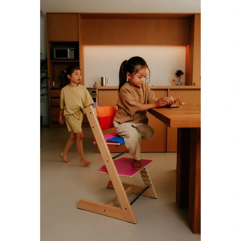 Tripp Trapp® Sitzkissen MoMA Edition von Stokke in Natur – Produktfoto 1 von 3