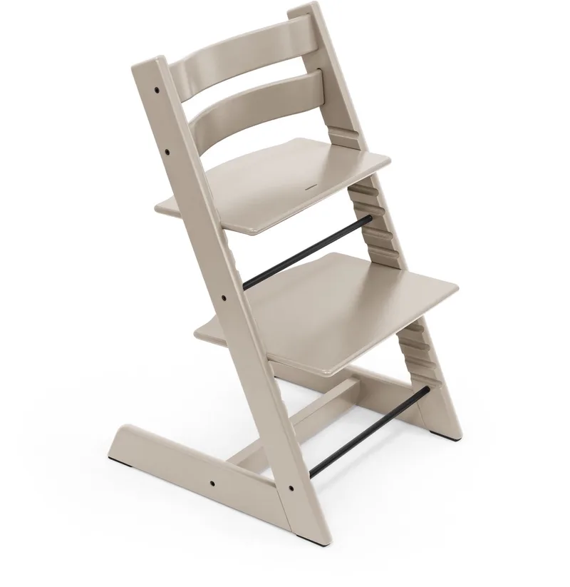 Tripp Trapp stoel van Stokke, - verstelbare, converteerbare stoel voor peuters, kinderen en volwassenen - handig, comfortabel en ergonomisch - klassiek ontwerp by Stokke in Cashmere Grey – product photo