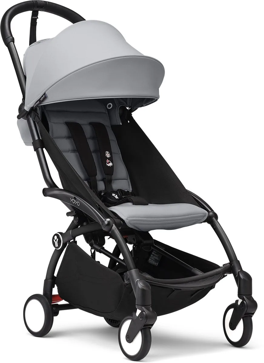 YOYO3 kinderwagen vanaf 6 maanden - Inclusief zwart frame / zitkussen + luifel - In een handomdraai in- en uitklapbaar - Licht en compact - Past in handbagage från Stokke i Stone – produktbild
