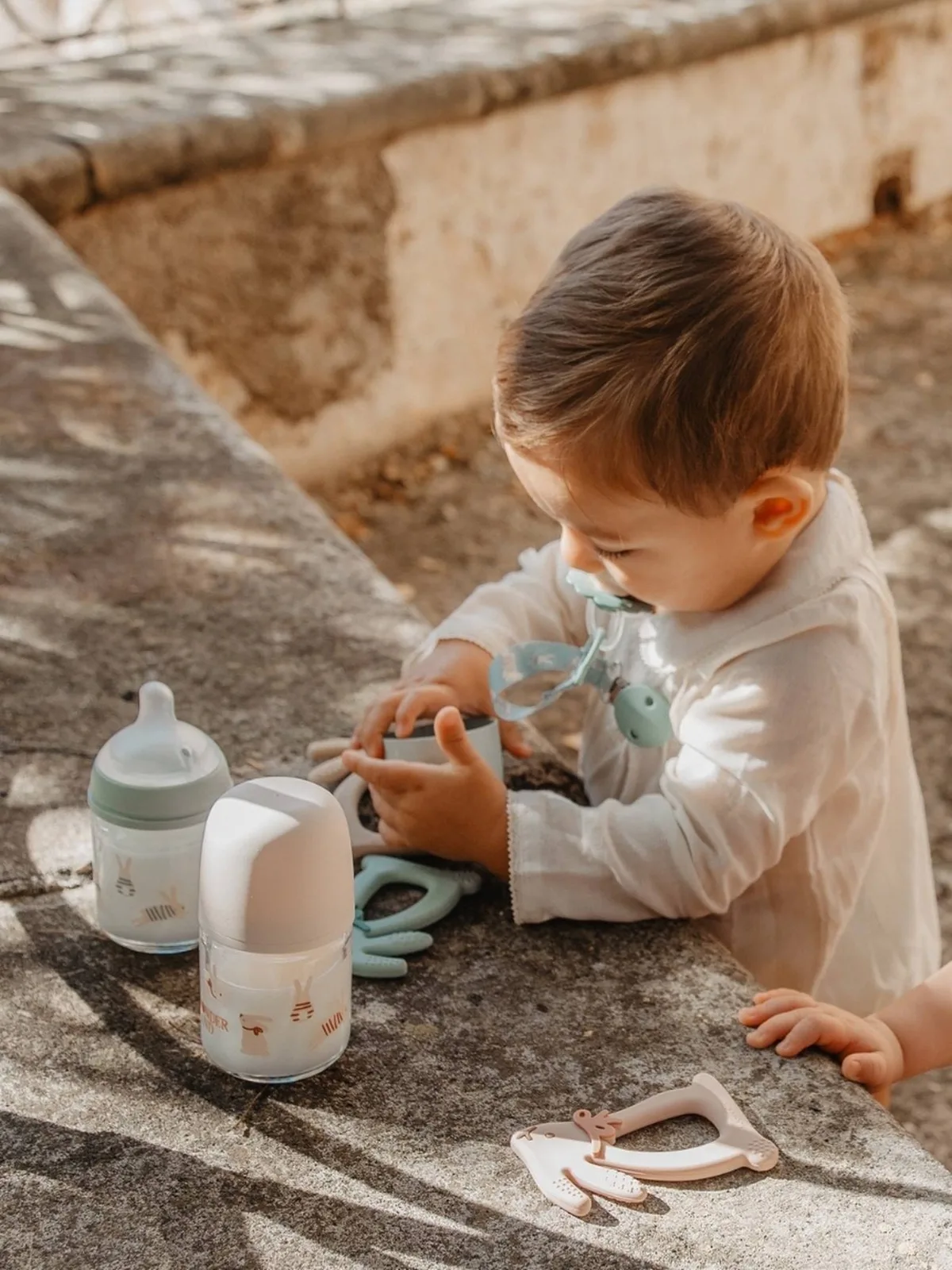 Glazen babyfles 120 ml SUAVINEX groen van Suavinex – productfoto