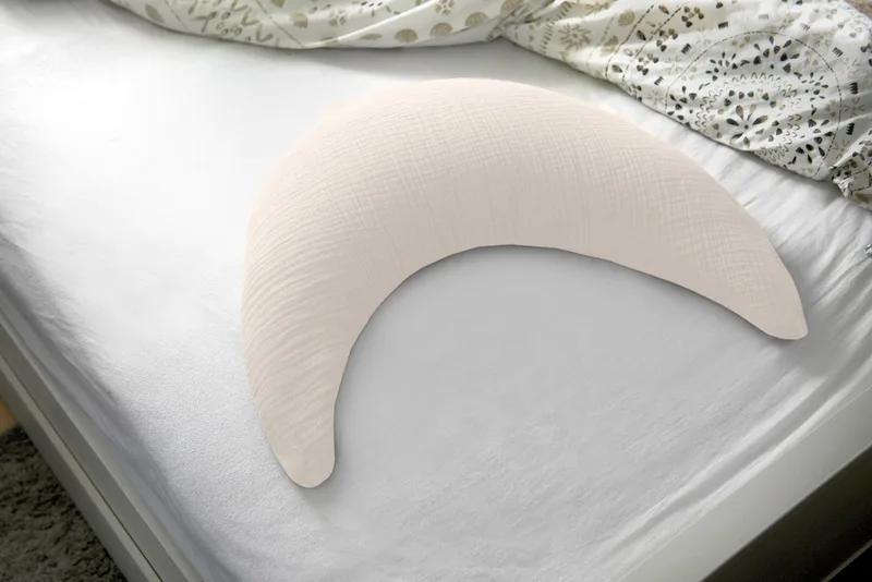 Stillkissen Musselinmond Stillkissen Sandbeige van Theraline – productfoto 2 van 2