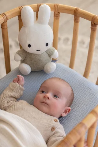 Nijntje Knuffel 25cm Fluffy green von Tiamo in Grün – Produktfoto 2 von 4