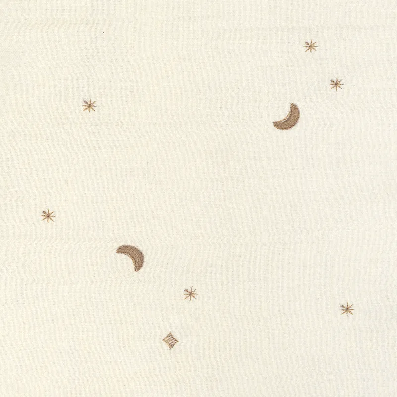 Voedingskussen Tots Tale Baby Soft Muslin Stardust Cream van Tots Tale – productfoto 4 van 4