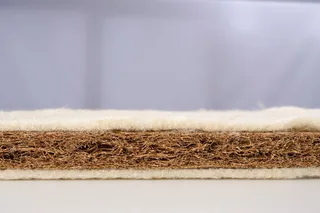 Babymatratze Kleine Matratze Naturwölkchen, Träumeland, 3 cm hoch, oval fra Träumeland i Hvid – produktbillede 3 af 5
