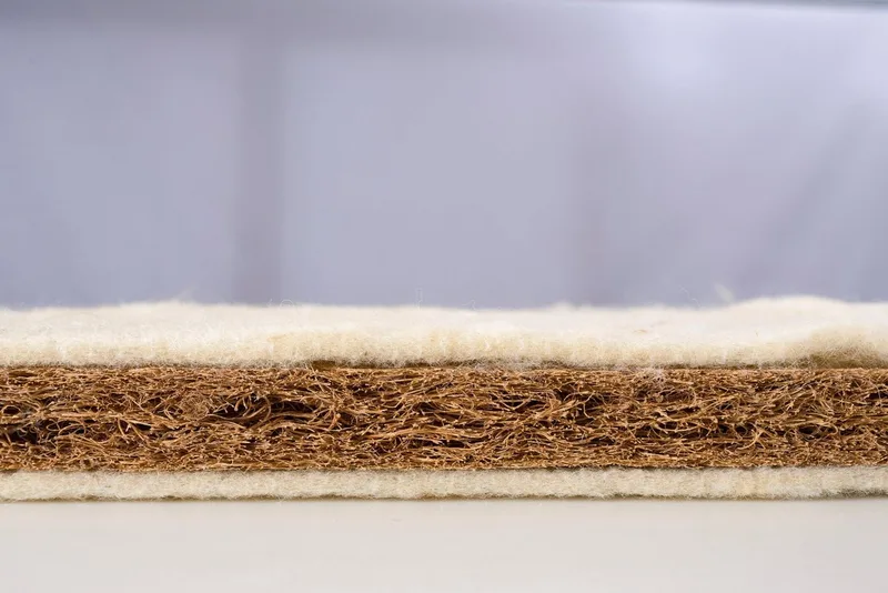 Babymatratze Kleine Matratze Naturwölkchen, Träumeland, 3 cm hoch, oval fra Träumeland i Hvid – produktbillede 3 af 5