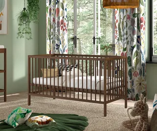 Babybett DINO, ideal für Ihr Kinderzimmer, Made in Europe, Buche massiv, 70/140cm, 3-fach höhenverstellbar, umbaubar, Buche Nussbaumfarbig van Vipack in Bruin – productfoto 5 van 5