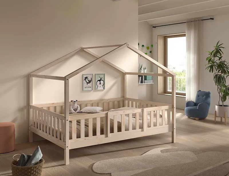 Hausbett Dallas, Massivholzbett mit Dachaufbau umbaubar vom Boden- zum Daybett (inkl. Lattenrost, Rausfallschutz, Sprossen, 90 oder 140x200 cm breit), stabil und standfest gebaut, wahlweise Kiefer massiv natur oder weiß van Vipack in Beige – productfoto 2 van 5