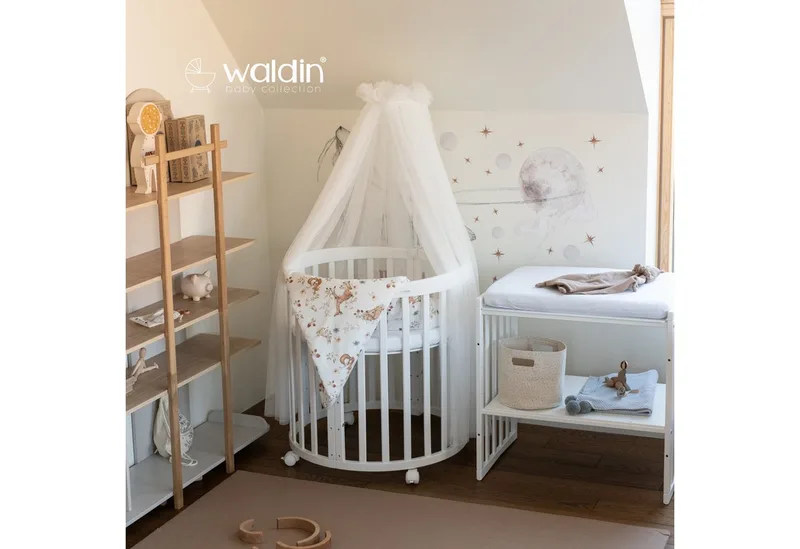 Babybett Mobiles Babybett OWAL aus Holz 7in1 mit Matratze, mitwachsend by Waldin in White – product photo 4 of 4