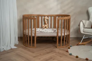 Babybett Mobiles Babybett OWAL aus Holz 7in1 mit Matratze, mitwachsend by Waldin in Ohne Stoffset – product photo 5 of 5
