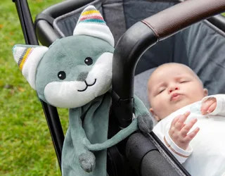Felix de Vos - Heartbeat & White Noise Knuffeldoekje - Blauw - 35 cm från ZAZU i Fox Felix – produktbild 4 av 4